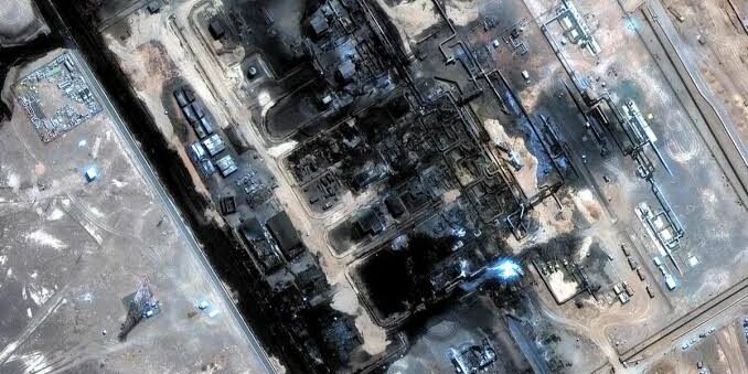 Houthi Melancarkan Serangan Drone di Madinah
