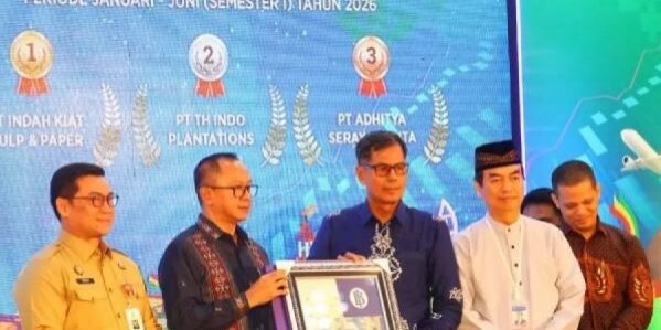 Komitmen hilirisasi berbuah prestasi, IKPP Perawang raih peringkat teratas investasi PMA Riau 2026. (Foto: dok Indah Kiat)
