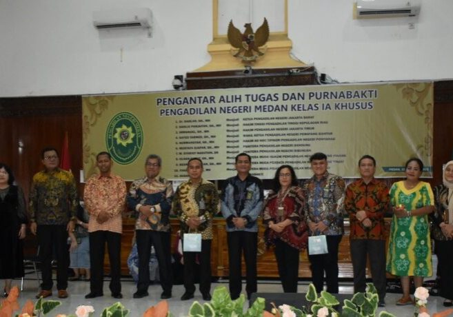 Gelar Pengantar Alih Tugas Hakim dan Panitera