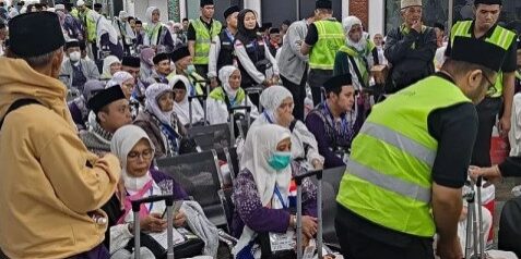 Jemaah Haji yang sedang melaksanakan ibadah haji
