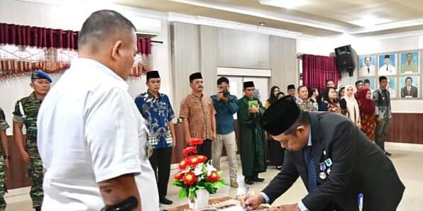 Pelantikan Sekretaris Daerah Kota Sibolga, Drs. Juneidi Tanjung, M.Pd