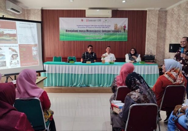 Corporate Social Responsibility menggelar penyuluhan kesehatan di Aula Kelurahan Pakualam, Serpong Utara, Tangerang Selatan, Provinsi Banten.

