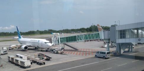 Barang dari luar negeri siap bongkar di Bandar udara. (Foto: Fadmin Malau)

