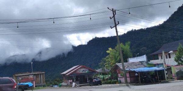 Pemandian air panas Sidebuk-debuk, Kabupaten Karo Provinsi Sumatera Utara sepi pengunjung. (Foto: Rin/EGINDO.com)