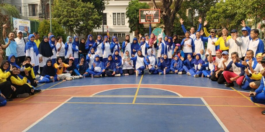 Peserta dan Instruktur DUTABACA poto bersama