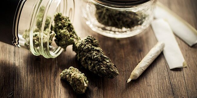 Ilustrasi Cannabis dalam kemasan
