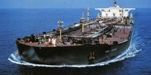 Ilustrasi Kapal Tanker Raksasa