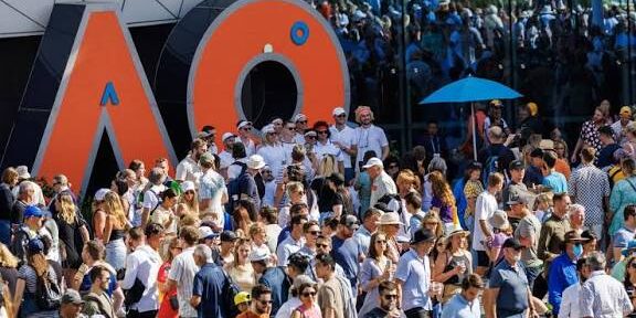 Ilustrasi Kepadatan Penonton Australian Open