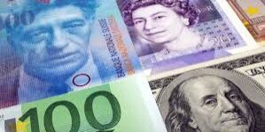 Ilustrasi Mata Uang Euro, Franc Swiss, Dolar AS