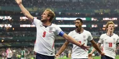 Inggris dengan 10 pemain taklukkan Meksiko