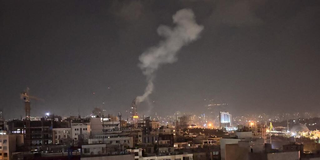 Israel serang fasilitas Nuklir & Militer Iran