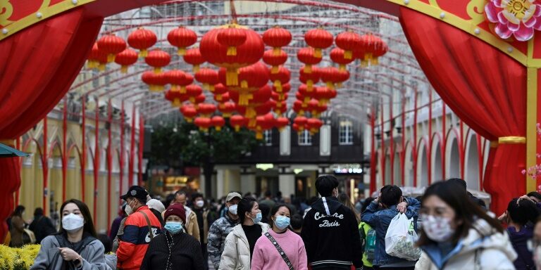 Jalanan di Macau penuh keramaian