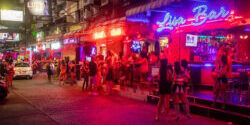 Jam Buka Klub dan Bar diperpanjang