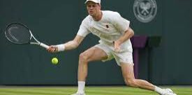 Jannik Sinner mengalahkan Djokovic dengan telak