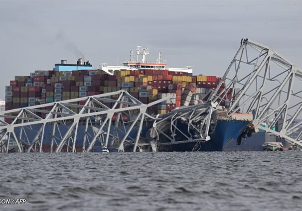 Jembatan Baltimore Runtuh ditabrak kapal