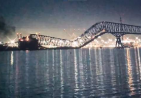 Jembatan Francis Scott Key di Baltimore runtuh