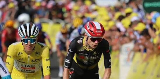 Jonas Vingegaard dan Tadej Pogacar Bersaing di Tour de France