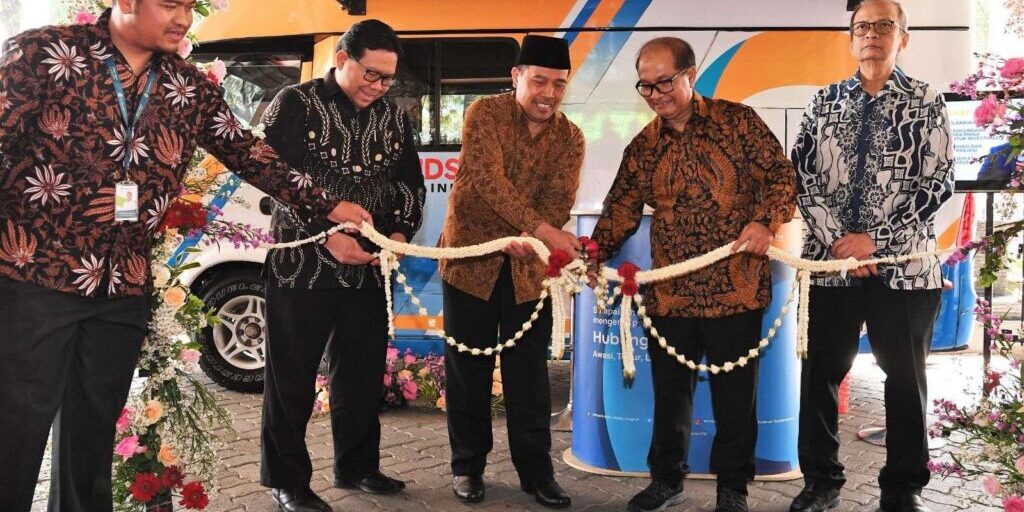Perwakilan Kemenkop UKM dan Ombudsman RI yang telah meresmikan Posko Pengaduan KUR di Jakarta, Kamis (31/8/2023).