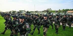 Kamboja Memperpanjang Masa Wajib Militer 