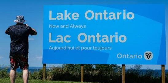 Kanada tetap menyebut dengan Lake Ontario