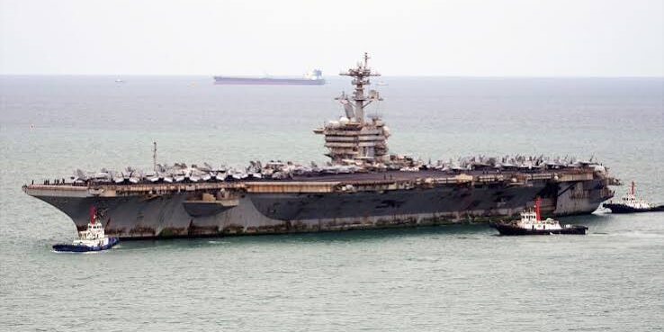 Kapal Induk USS Abraham Lincoln