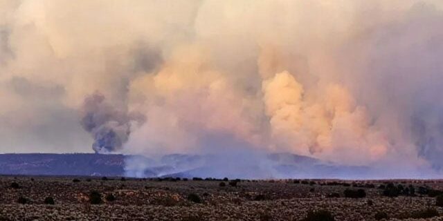 Kebakaran di Grand Canyon