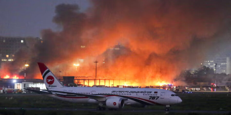 Kebakaran di Terminal Kargo Bandara Dhaka
