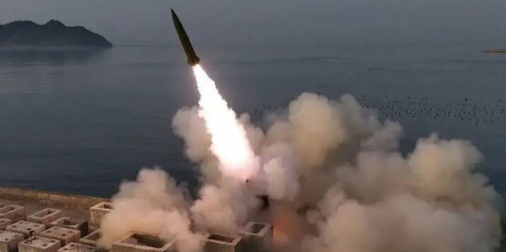 Korea Utara Luncurkan 10 Rudal Balistik
