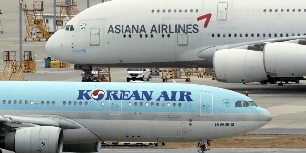 Korean Air dan Asiana Airlines