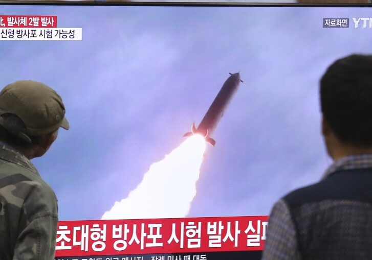 Korea Utara Menembakkan Rudal Balistik
