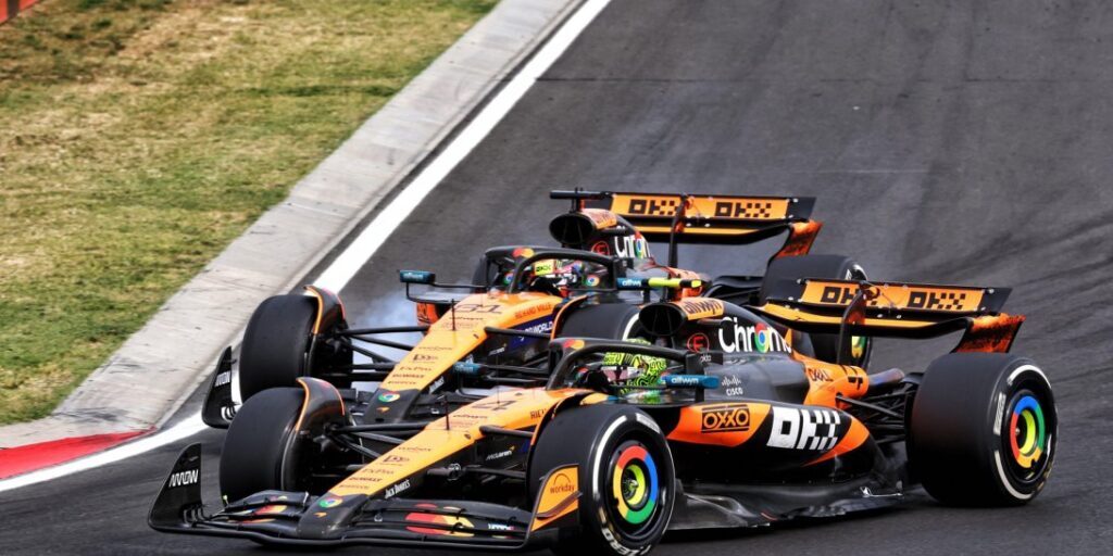 Lando Norris dengan Oscar Piastri dalam latihan