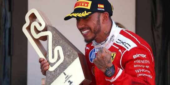 Lewis Hamilton Raih Kemenangan Pertama untuk Ferrari 