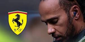 Lewis Hamilton dengan Ferrari