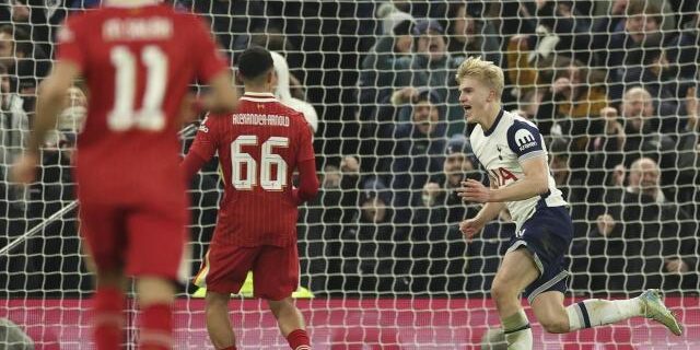 Lucas Bergvall cetak gol kemenangan Tottenham Hotspur