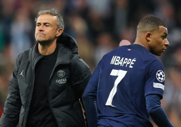 Luis Enrique dengan Kylian Mbappe