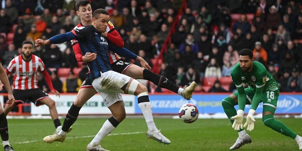 Luton menang atas Sheffield  United