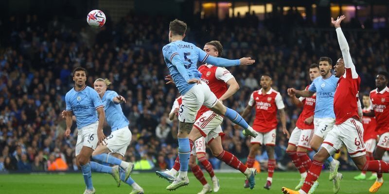 Manchester City melumat Arsenal 4-1