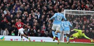 Manchester United kalahkan Manchester City 2-0 dalam laga derby