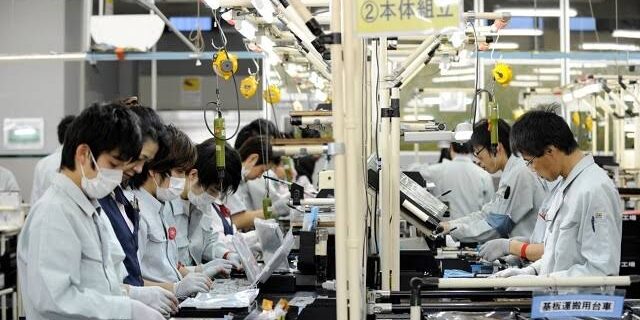 Manufaktur Jepang Ekspansi