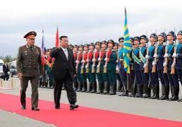 Menhan Rusia Sergei Shoigu bersama Kim Jong Un