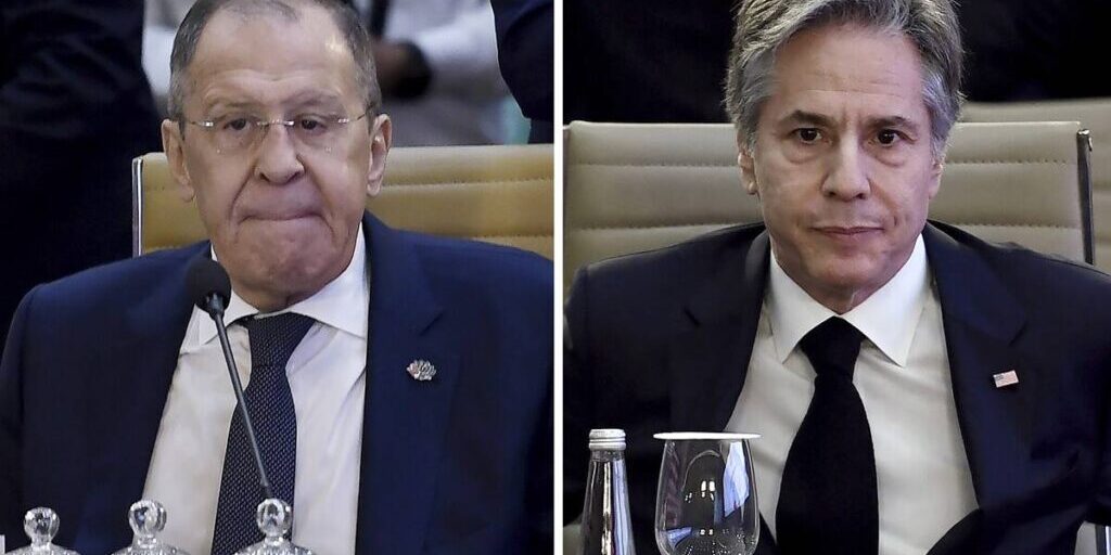 Menlu AS Antony Blinken dan Menlu Rusia Sergei Lavrov