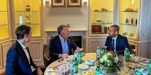 Menlu Oman Badr Albusaidi bertemu Utusan Khusus AS Steve Witkoff dan menantu Trump, Jared Kushner, di Jenewa