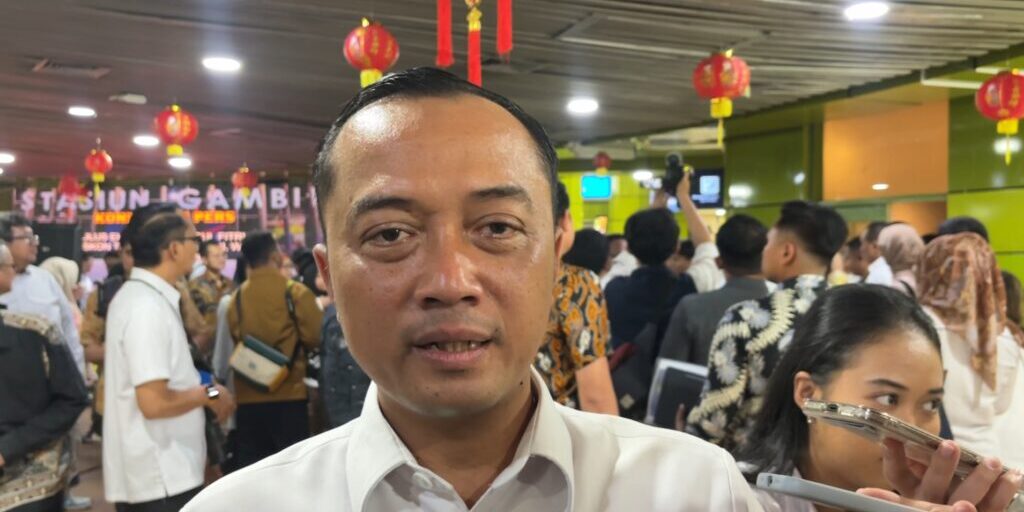 Pemerintah memastikan pembayaran utang kereta cepat Jakarta-Bandung Whoosh sebesar Rp1,2 triliun per tahun menggunakan APBN.