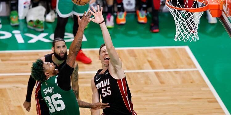 Miami Heat kandaskan Boston Celtics