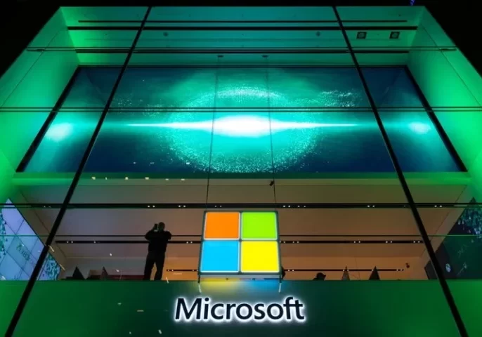  Microsoft investasi di Prancis