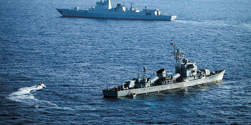 Militer China Peringatkan Kapal Perang AS Di LCS