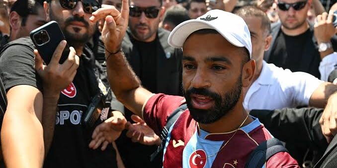 Mohamed Salah tiba di Istanbul - Turki