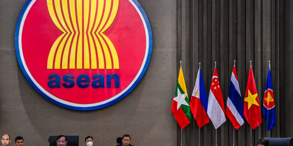 Myanmar kirim birokrat ke pertemuan ASEAN