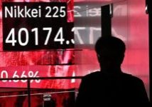 Nikkei Jepang menuju terburuk sejak Desember 2022