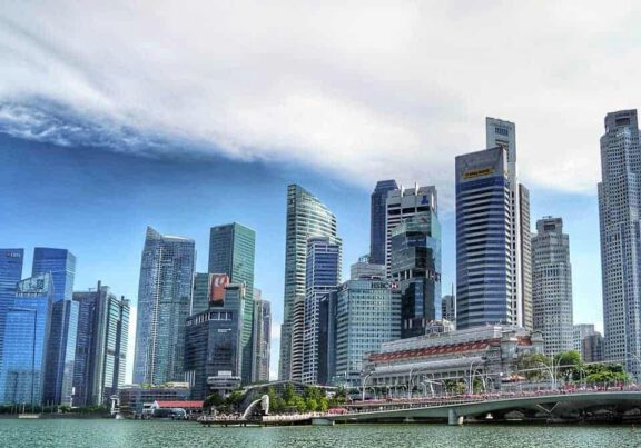 Orang asing butuh persetujuan beli properti di Singapura